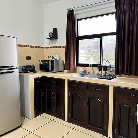 Amplio Apartamento, En Colonia Cerezos, Tercer Nivel Apartment Quetzaltenango Ngoại thất bức ảnh